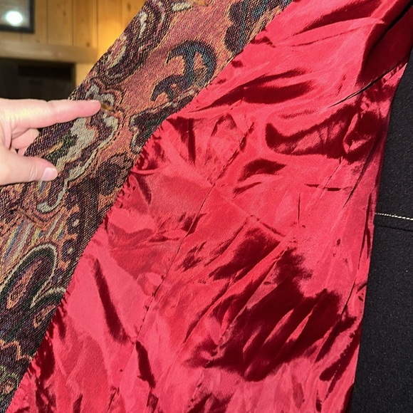 Coldwater Creek Tapestry -Button Front Jacket- Fully Lined - Pockets - Picture 4 of 8